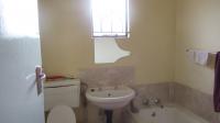 Bathroom 1 - 4 square meters of property in Stretford