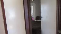 Spaces - 2 square meters of property in Leeuhof