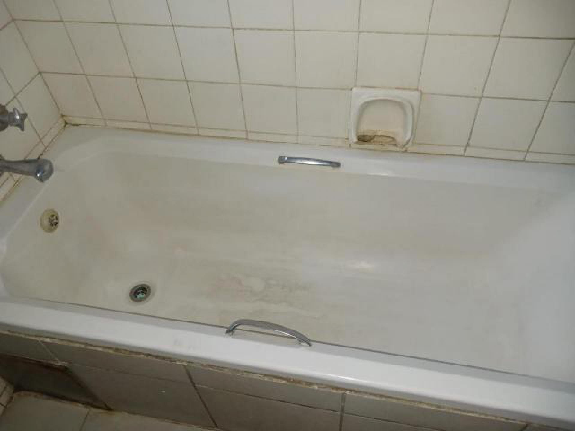 Bathroom 1 of property in Sunnyside