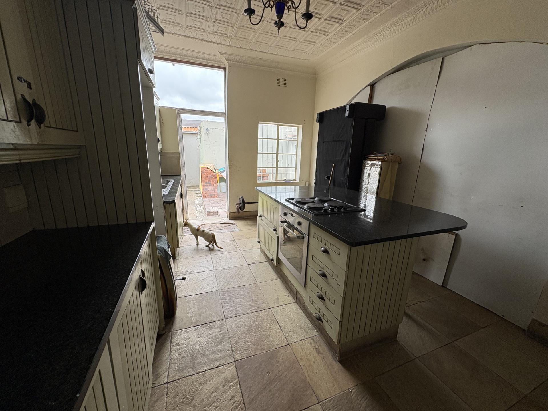 Kitchen of property in Orange Grove