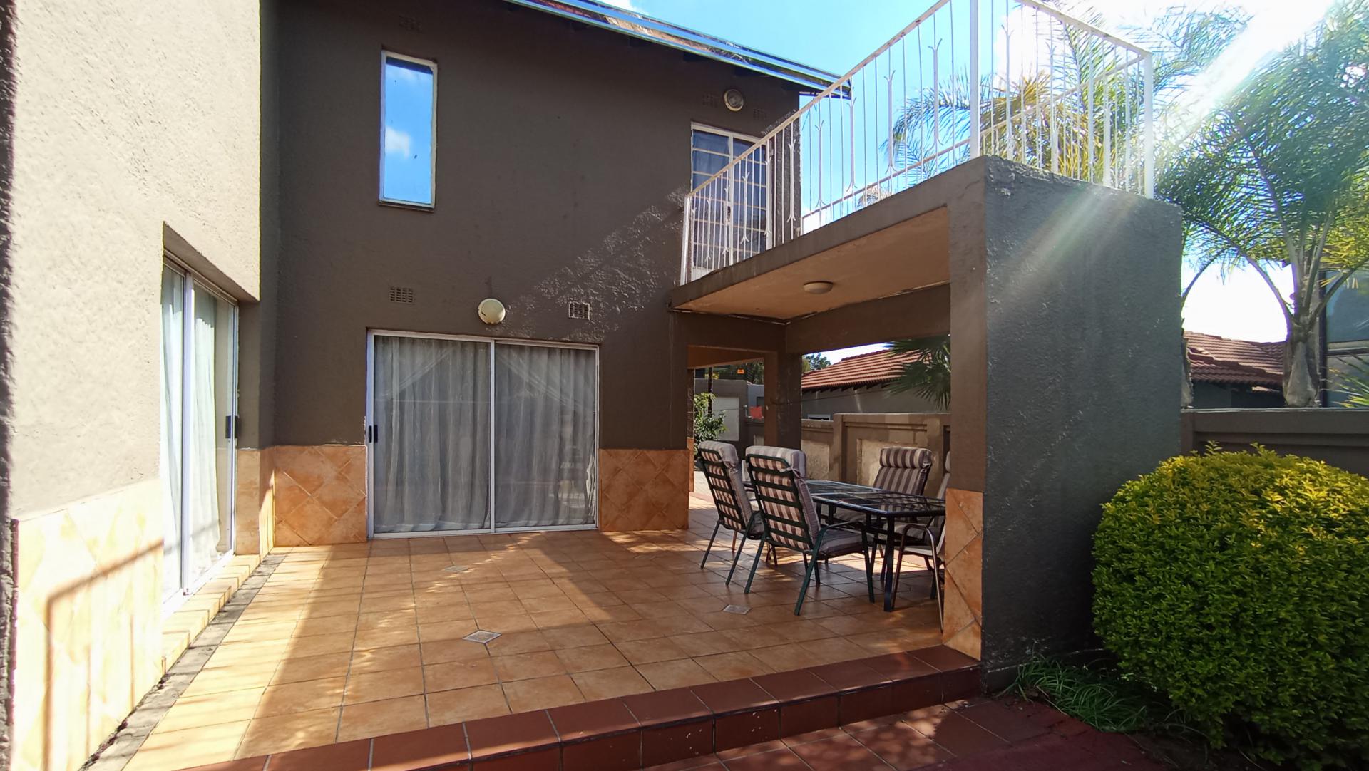 Backyard of property in Oriel