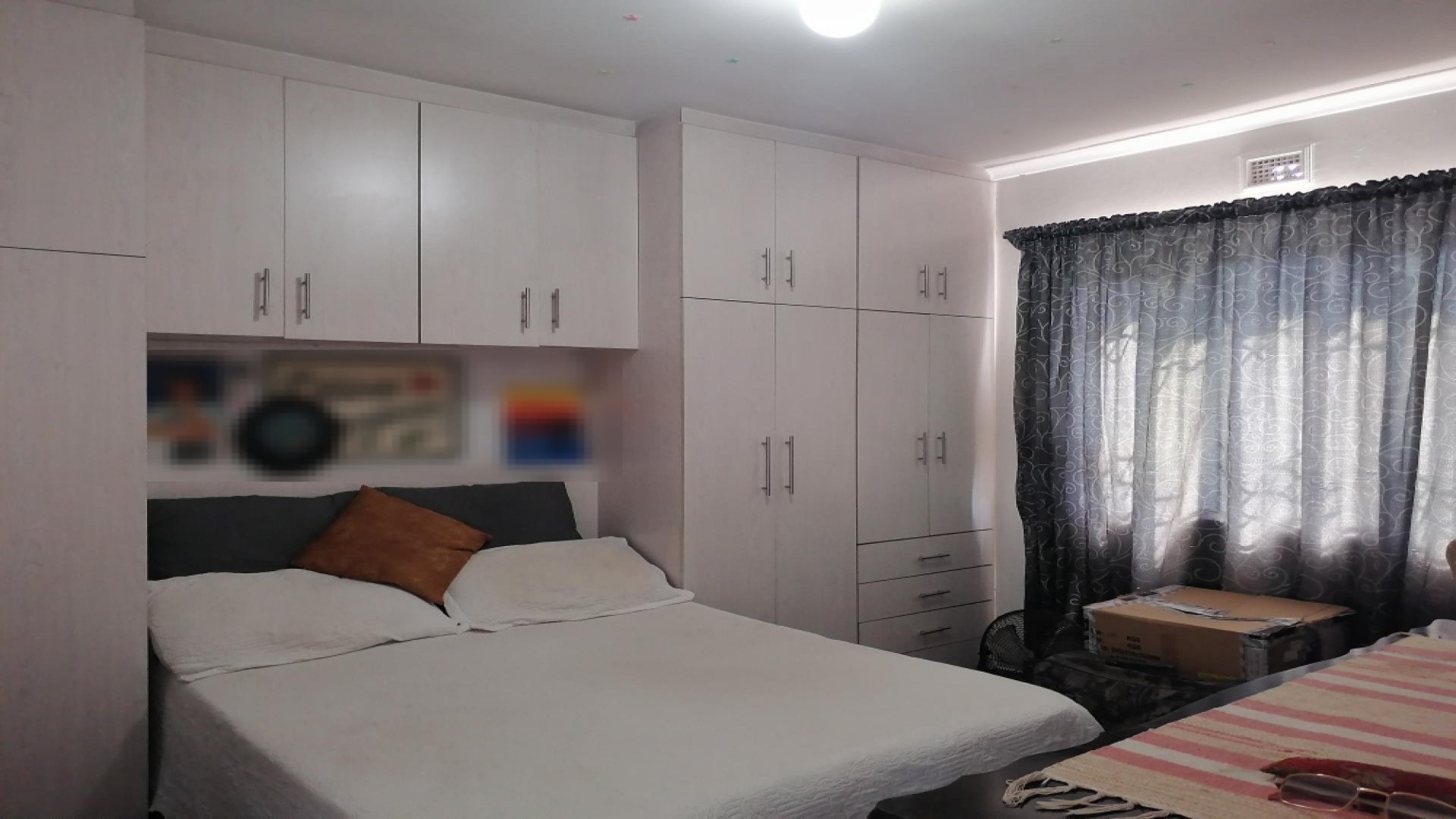 Bed Room 2 of property in Chatsworth - KZN