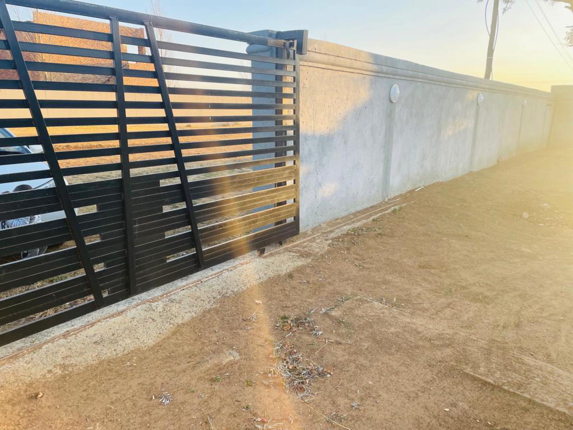 3 Bedroom House for Sale For Sale in Balfour Home Sell M