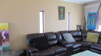 Lounges - 27 square meters of property in Balfour