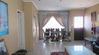 Lounges - 27 square meters of property in Balfour