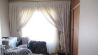 Bed Room 1 - 15 square meters of property in Balfour