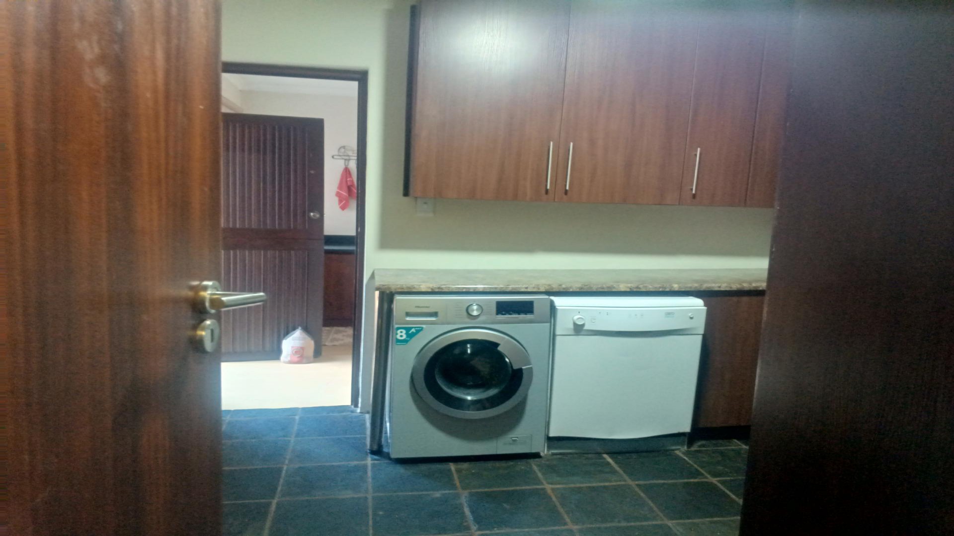 Laundry Room  - 11 square meters of property in Bronberrik