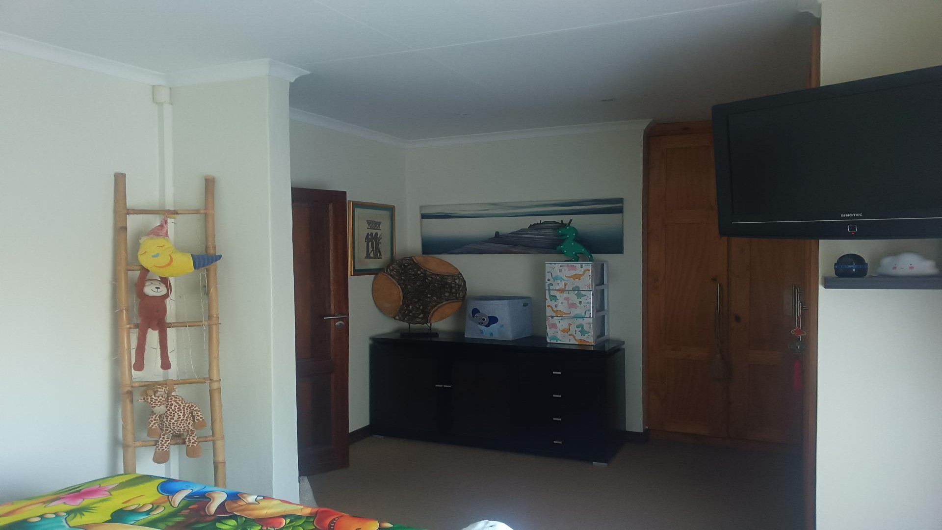 Bed Room 2 - 20 square meters of property in Bronberrik