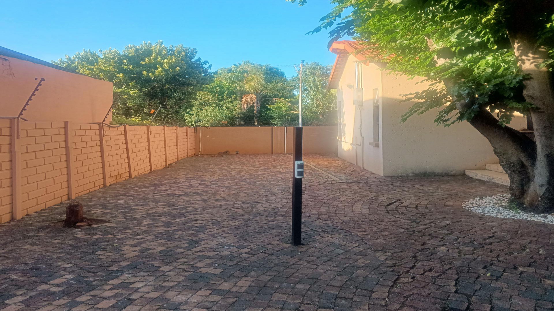 Spaces - 27 square meters of property in Bronberrik