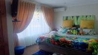 Bed Room 2 - 20 square meters of property in Bronberrik