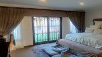 Main Bedroom - 26 square meters of property in Bronberrik