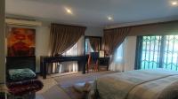 Main Bedroom - 26 square meters of property in Bronberrik