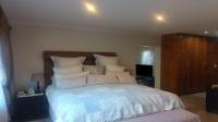 Main Bedroom - 26 square meters of property in Bronberrik