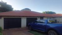 Front View of property in Bronberrik