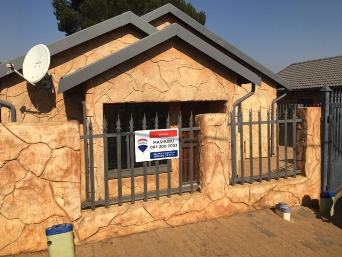 3 Bedroom House to Rent in Philip Nel Park - Property to rent - MR522062