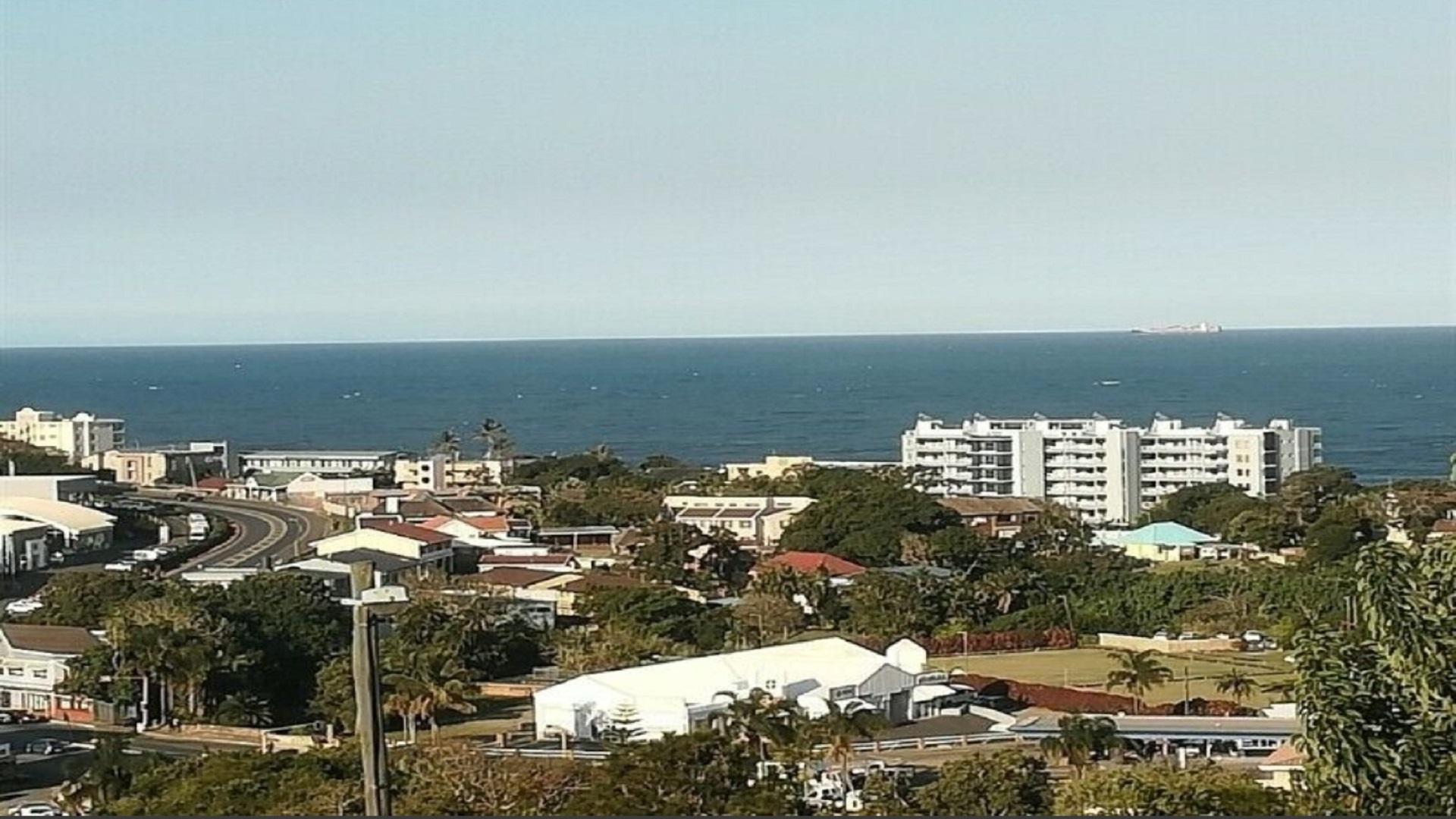 Spaces - 2 square meters of property in Margate