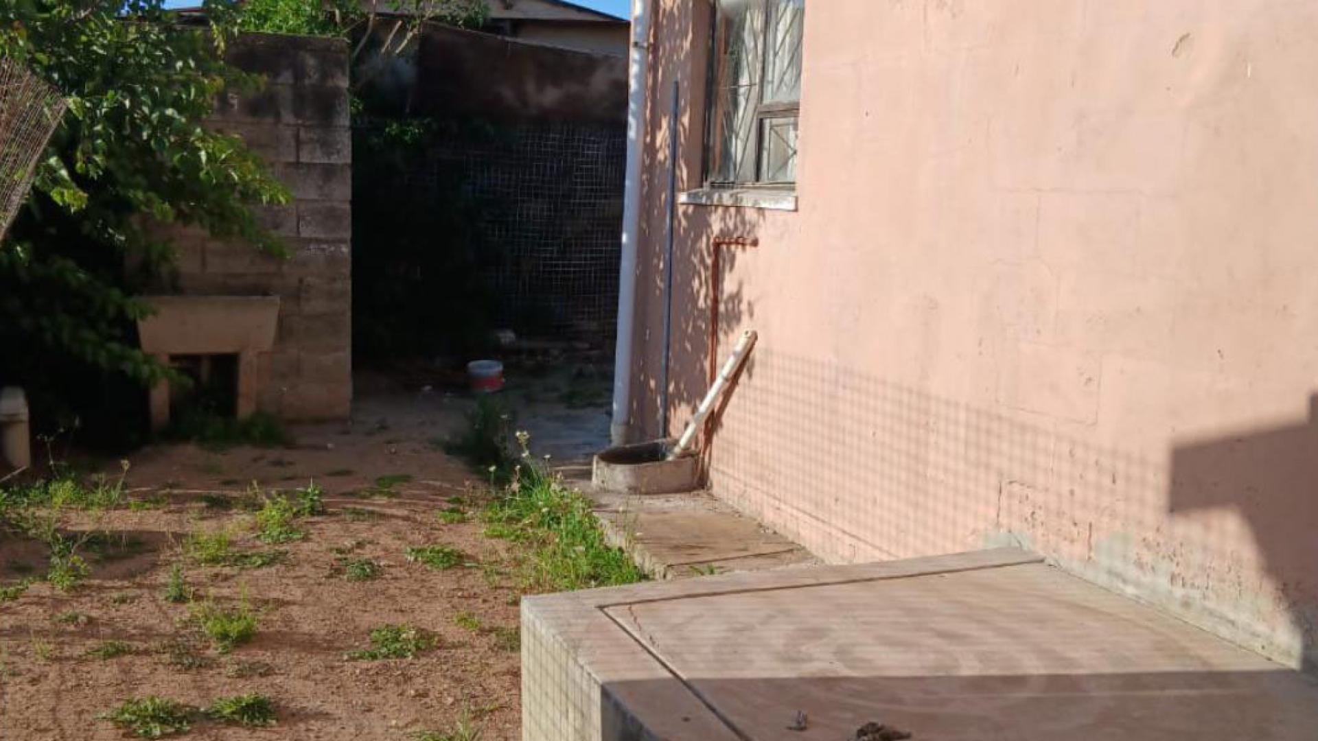 Backyard of property in Ibhayi (Zwide)