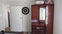 Bed Room 2 - 14 square meters of property in Sky City