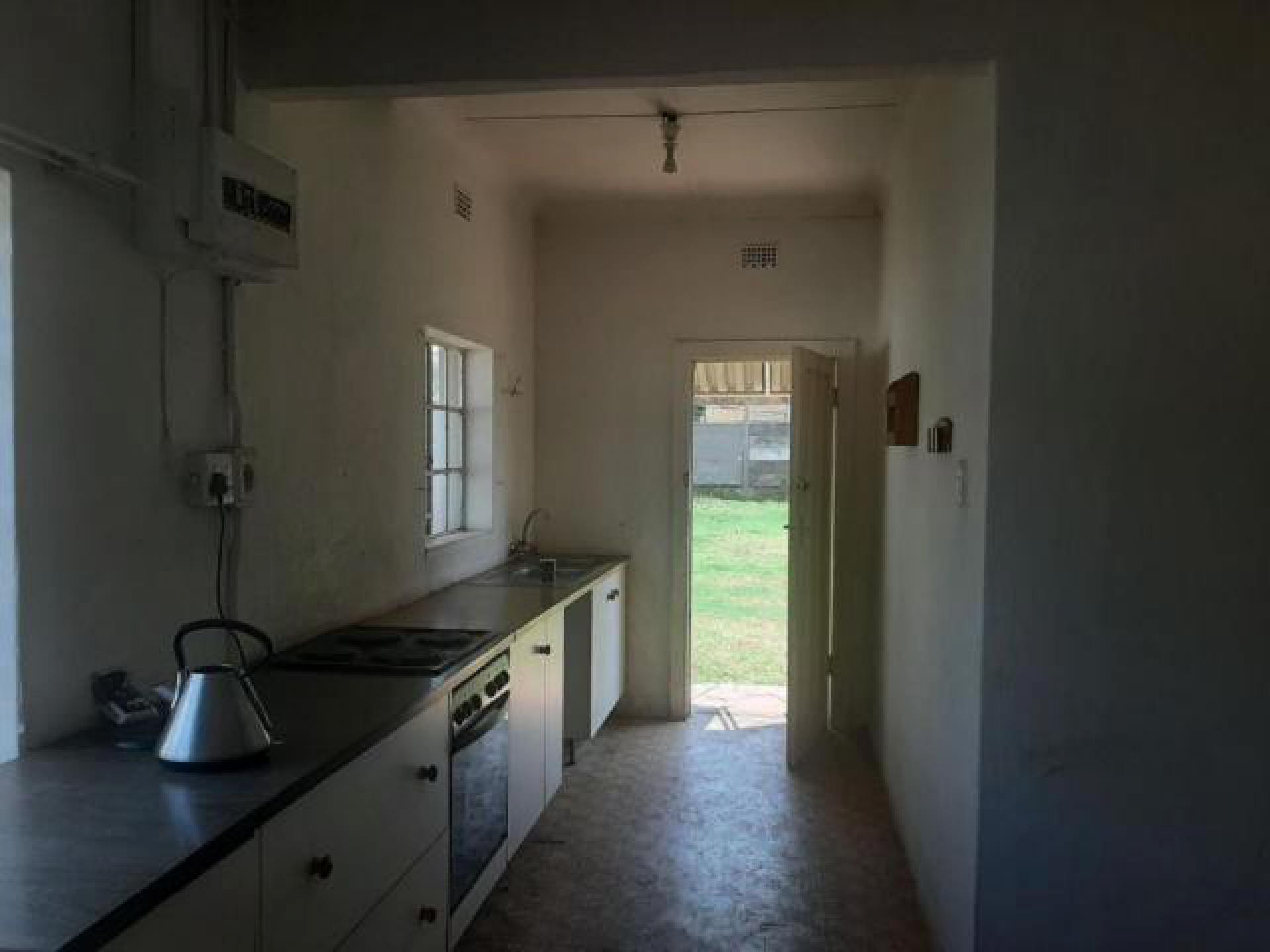 Kitchen of property in Discovery