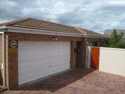 3 Bedroom House for Sale For Sale in Vredekloof Heights - Private Sale - MR52271