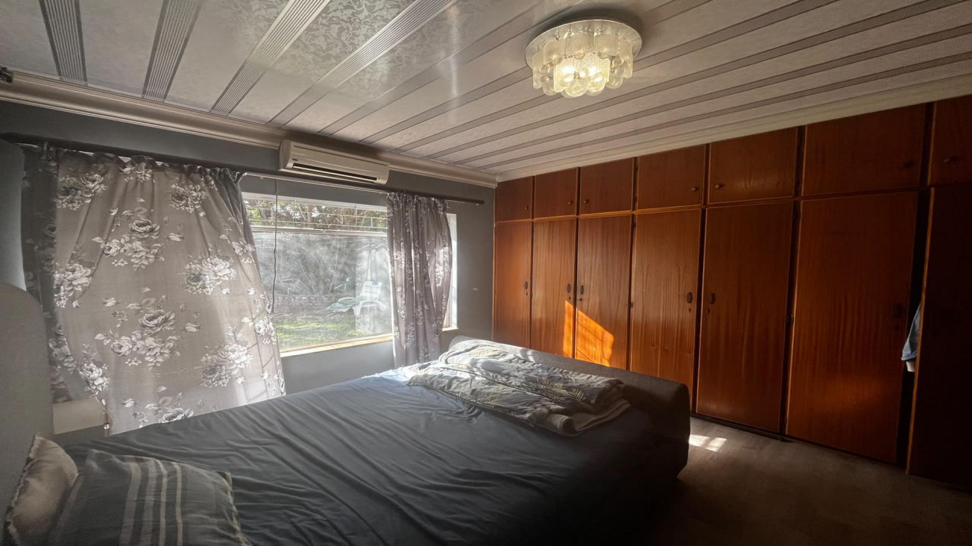 Bed Room 1 of property in Royldene