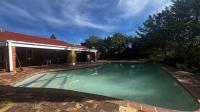 Swimming Pool of property in Royldene