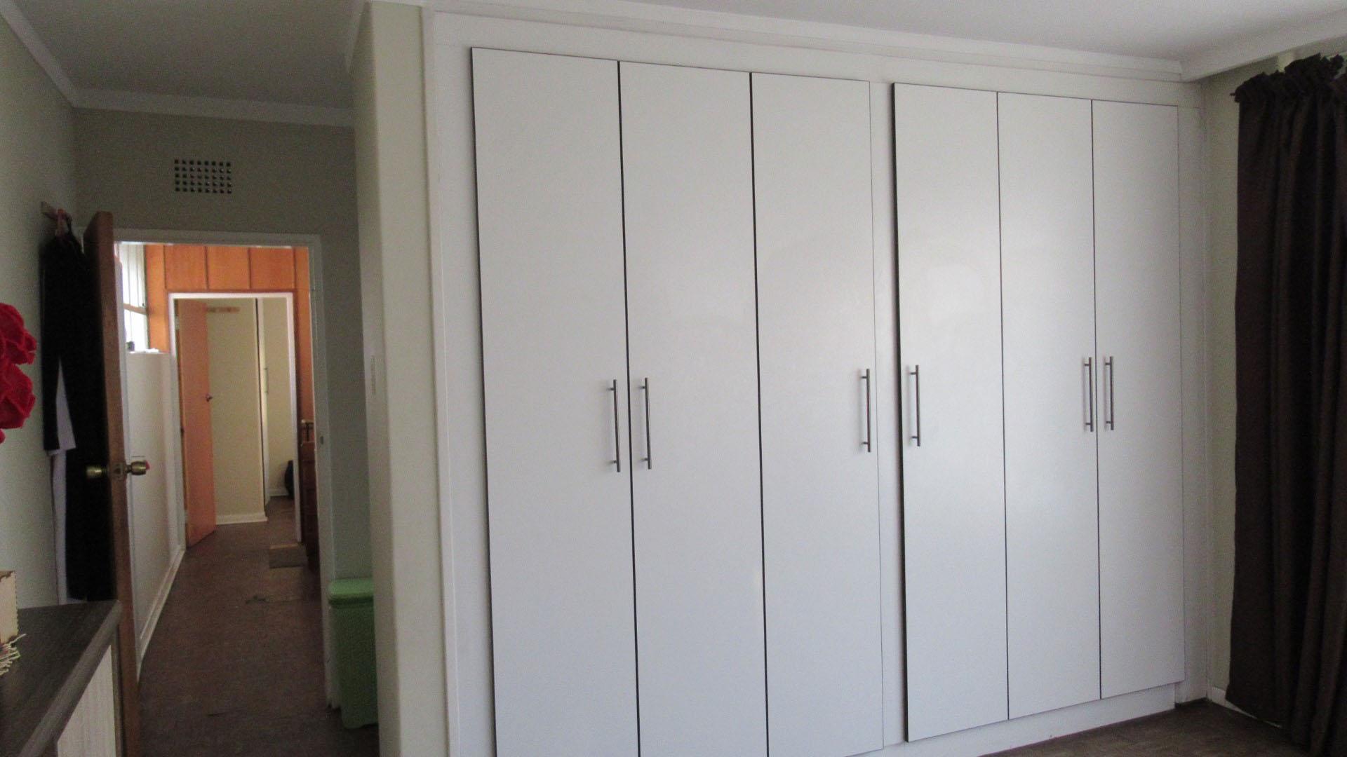 Main Bedroom - 27 square meters of property in Benoni