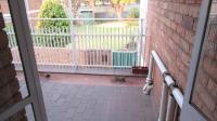 Balcony - 17 square meters of property in Benoni