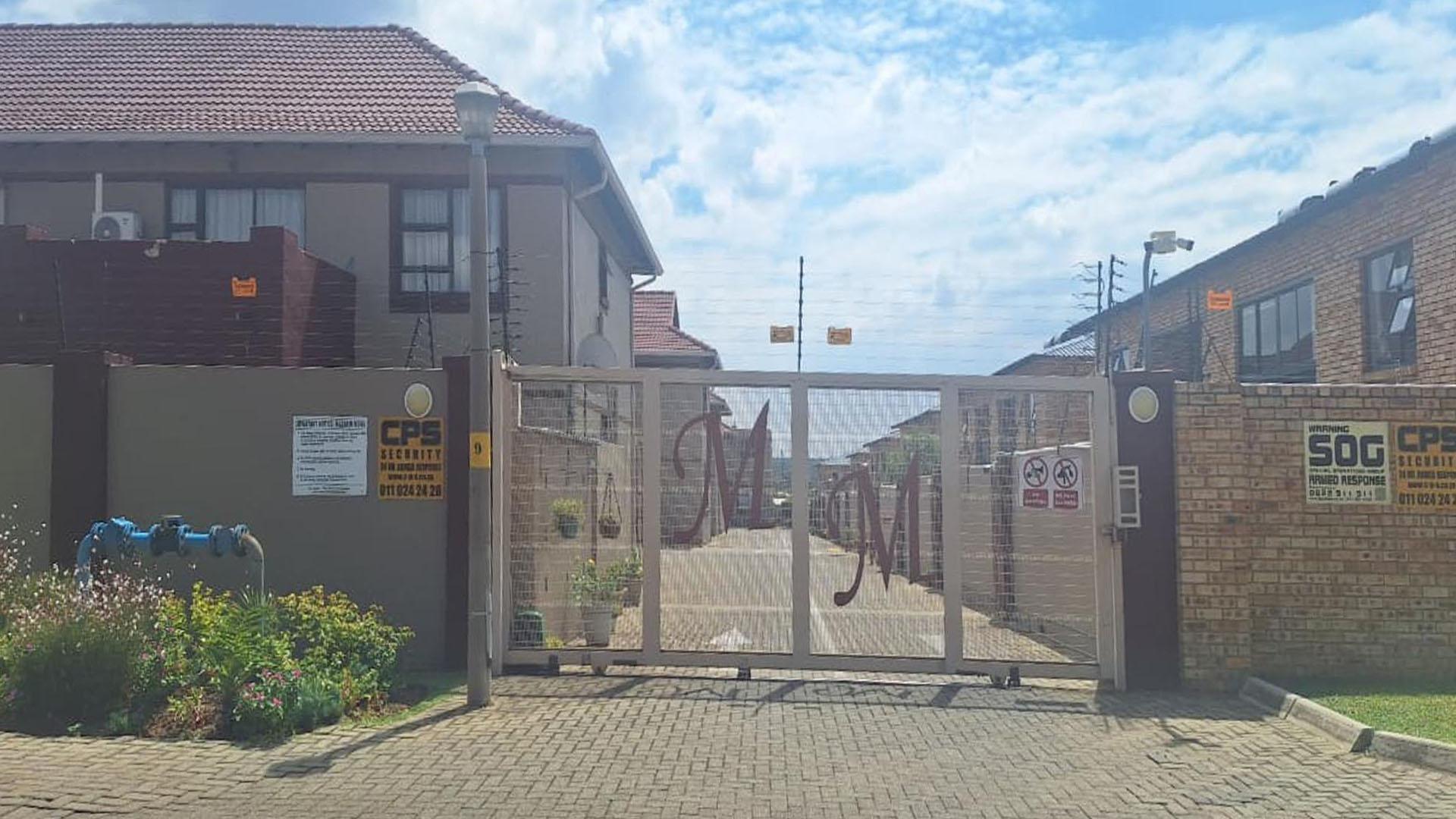 Front View of property in Newmarket Park