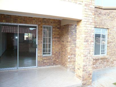 2 Bedroom Simplex for Sale For Sale in Theresapark - Private Sale - MR52333