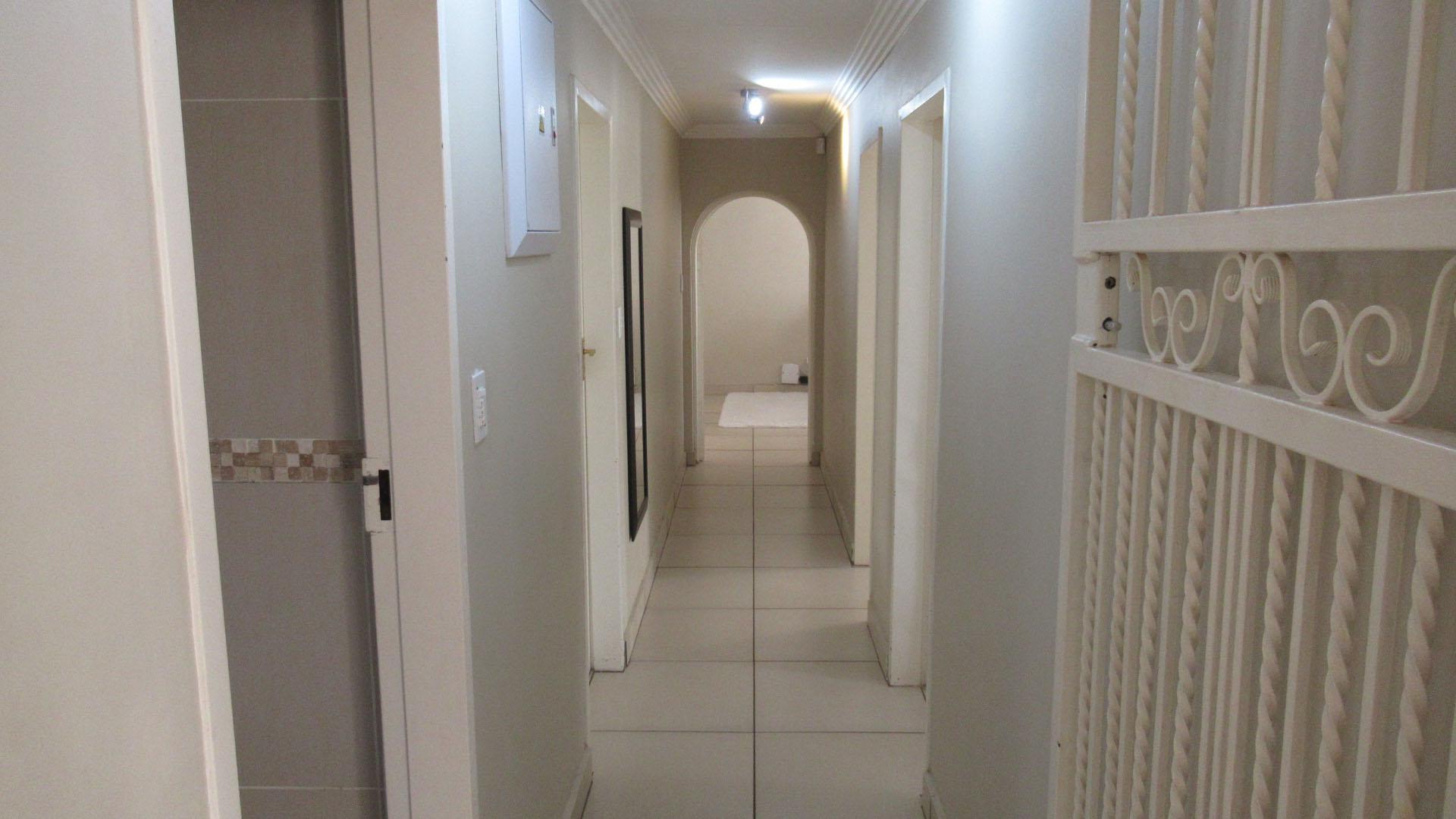 Spaces - 8 square meters of property in Wilropark