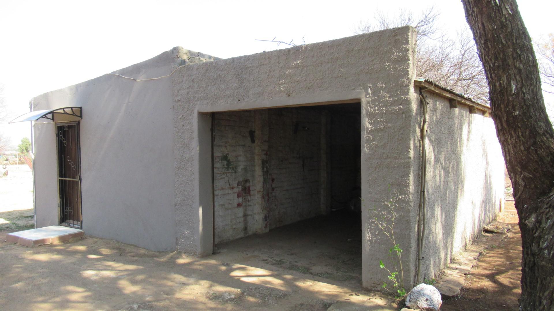 Backyard of property in Balfour