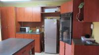 Kitchen - 25 square meters of property in Balfour