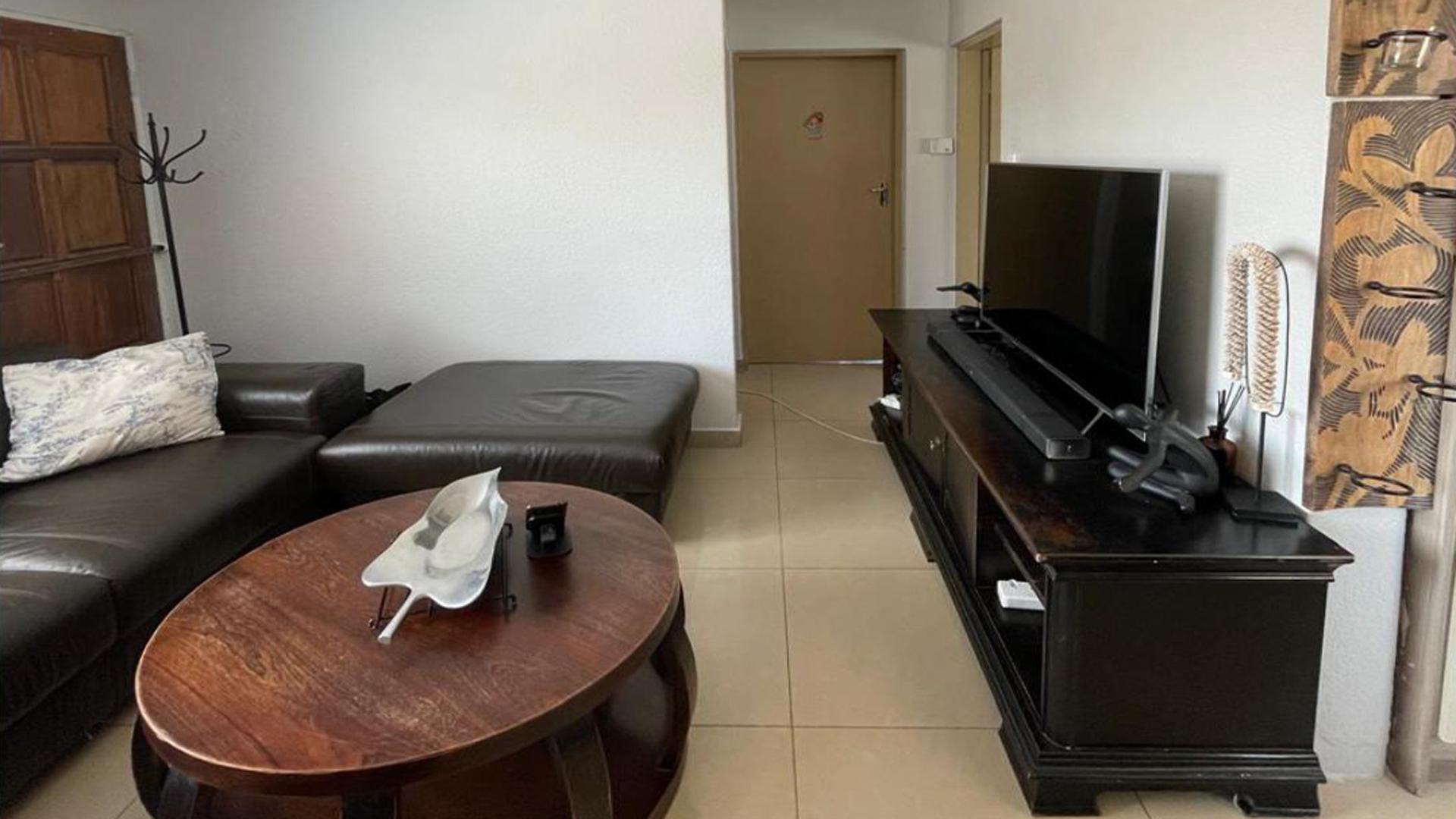 Lounges of property in Elandspoort