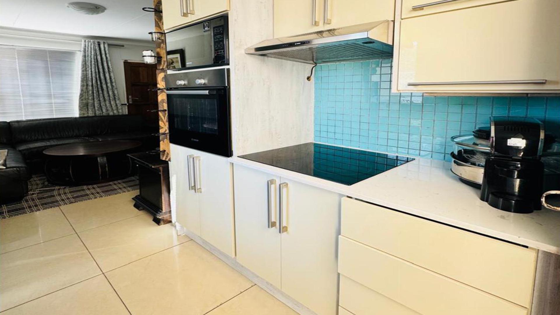 Kitchen of property in Elandspoort