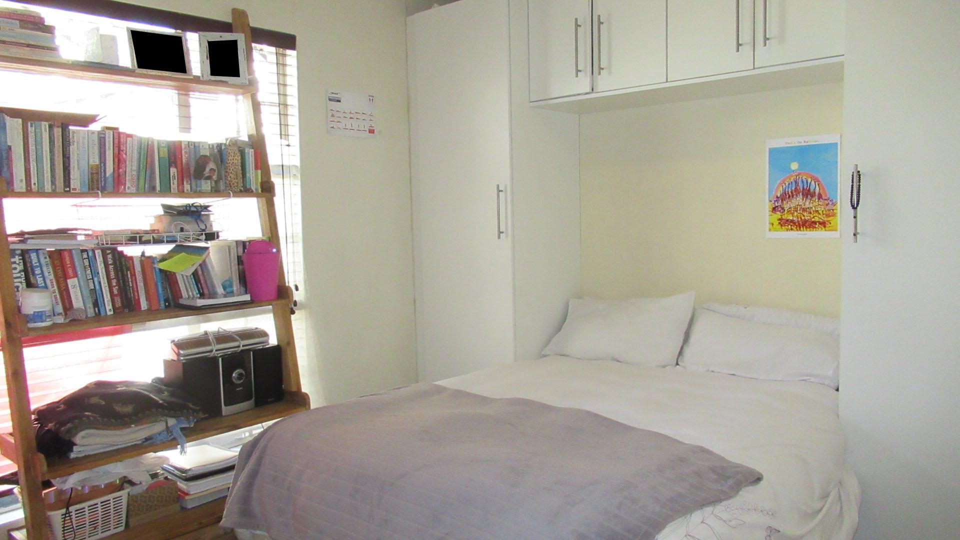 Bed Room 1 - 11 square meters of property in Kensington - JHB