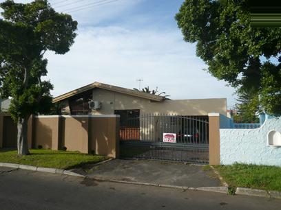 3 Bedroom House for Sale For Sale in Goodwood - Private Sale - MR52363