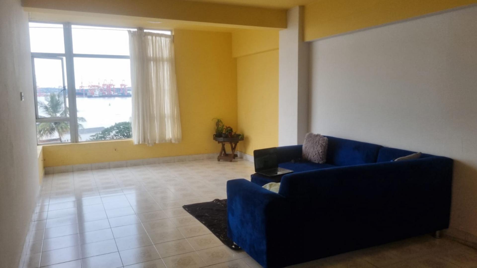 Lounges of property in Durban Central