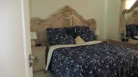 Main Bedroom - 13 square meters of property in Fourways