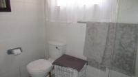 Bathroom 1 - 6 square meters of property in Hibberdene