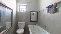 Bathroom 1 - 5 square meters of property in Andeon