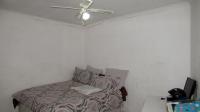 Bed Room 1 - 17 square meters of property in Pine Ridge