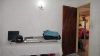 Bed Room 1 - 17 square meters of property in Pine Ridge