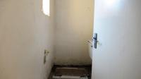 Guest Toilet - 2 square meters of property in Pine Ridge