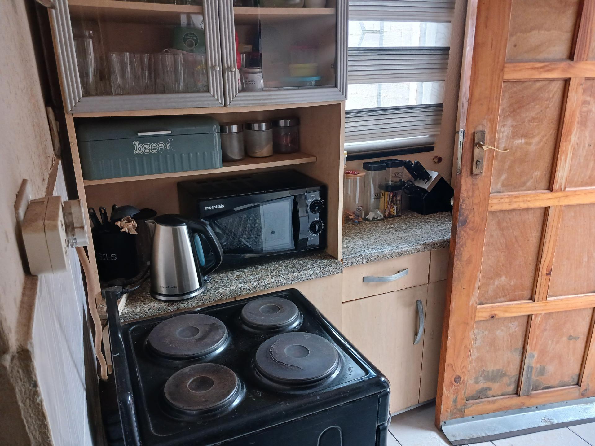 Kitchen of property in Diepkloof