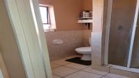 Bathroom 1 - 7 square meters of property in Pomona