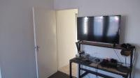 Bed Room 2 - 24 square meters of property in Bosmont