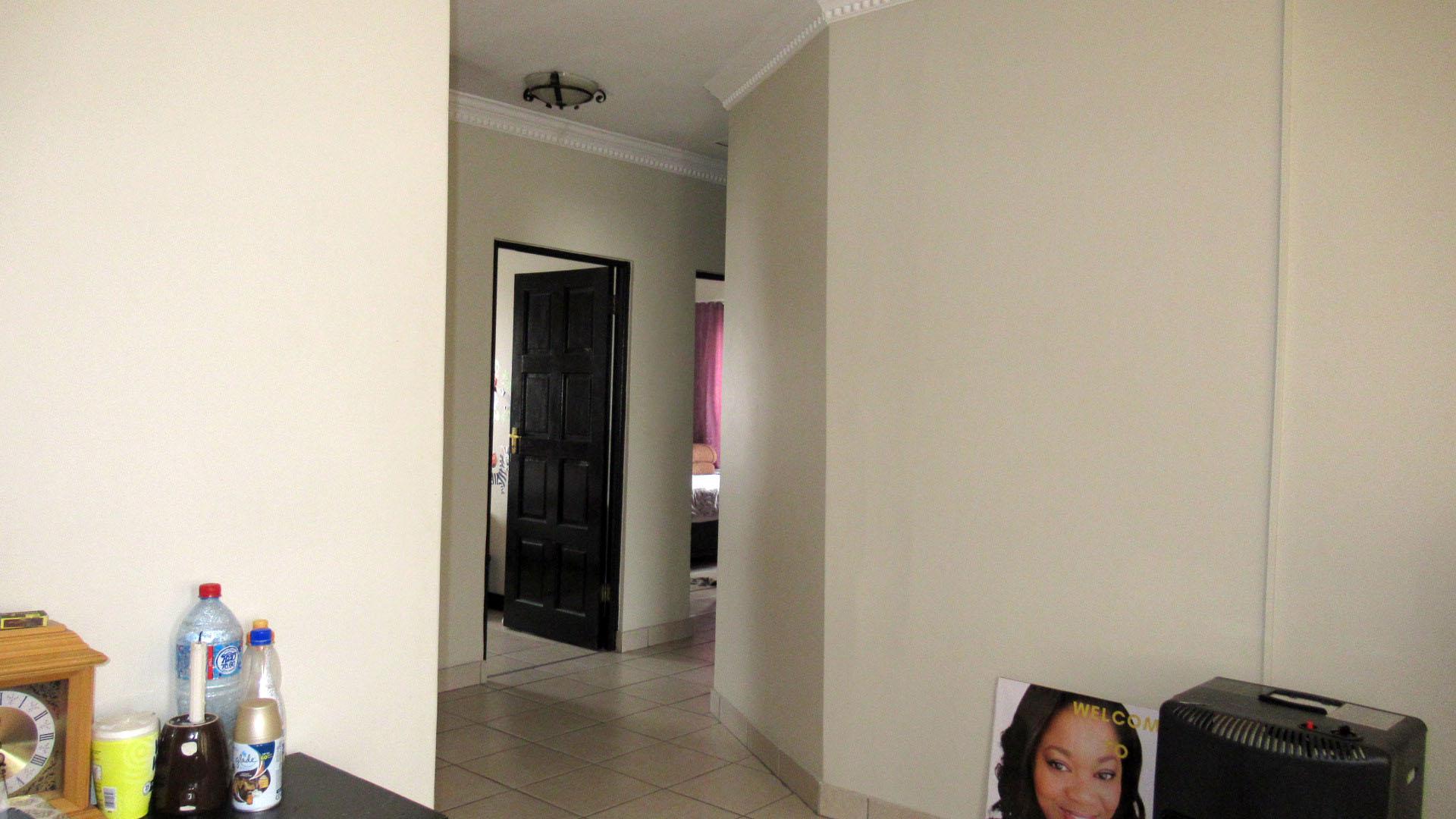 TV Room - 13 square meters of property in Thatchfield Gardens