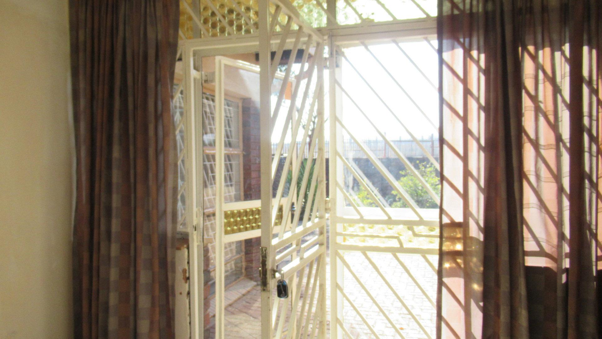 Dining Room - 22 square meters of property in Erasmia