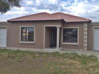 4 Bedroom 2 Bathroom House for Sale for sale in Bloemdustria